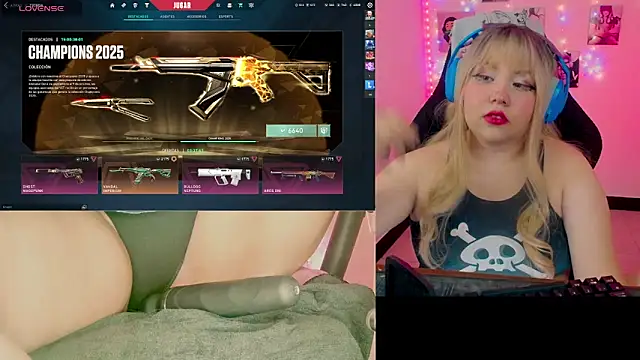 Snapshot of crystal7u7 chatting on 09-24-25, 08:23 crystal7u7 online show from 09-24-25, 08:23