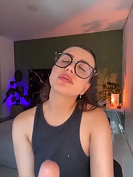 EmaSaenz online show from 03-11-26, 08:26