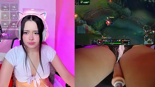 Ashley sa online show from 03-08-26, 08:34