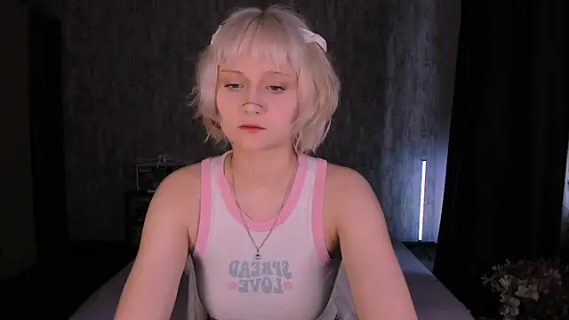 Snapshot of MariaMango chatting on 10-25-25, 07:38 MariaMango online show from 10-25-25, 07:38