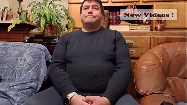 Snapshot of sympatrique chatting on 01-10-26, 04:09 sympatrique online show from 01-10-26, 04:09