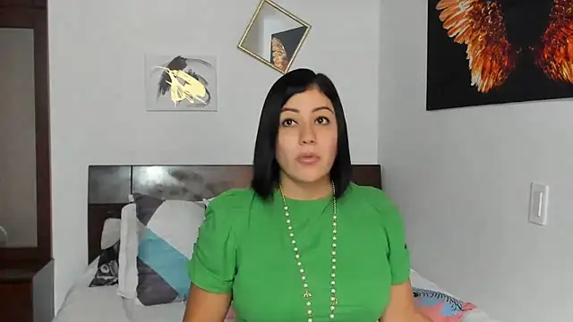 EmilyPeytonn online show from 01-15-25, 05:05