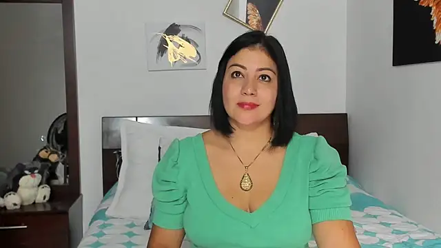 EmilyPeytonn online show from 01-29-25, 02:42