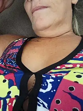 Snapshot of marcialoira chatting on 02-19-25, 02:23 marcialoira online show from 02-19-25, 02:23