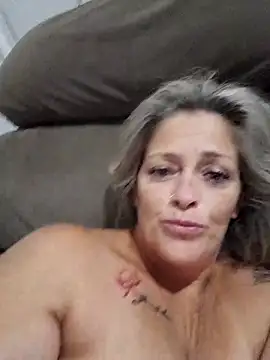 Snapshot of marcialoira chatting on 03-09-25, 11:56 marcialoira online show from 03-09-25, 11:56