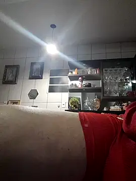 Snapshot of marcialoira chatting on 10-27-25, 11:20 marcialoira online show from 10-27-25, 11:20