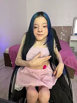 MiniSophiaa online show from 02-09-26, 09:24