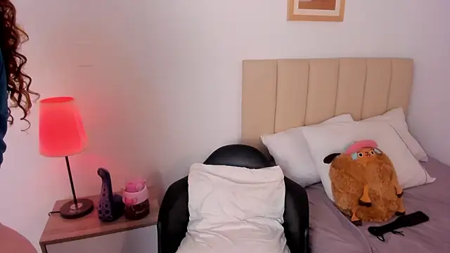 AngelPhoeniix  online show from 01-07-25, 01:06