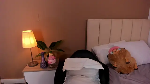 AngelPhoeniix  online show from 01-14-25, 12:11