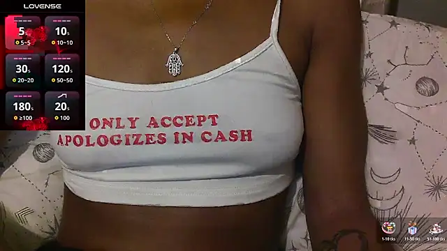 Snapshot of SkyeXSkylar0 chatting on 10-21-25, 09:04 SkyeXSkylar0 online show from 10-21-25, 09:04