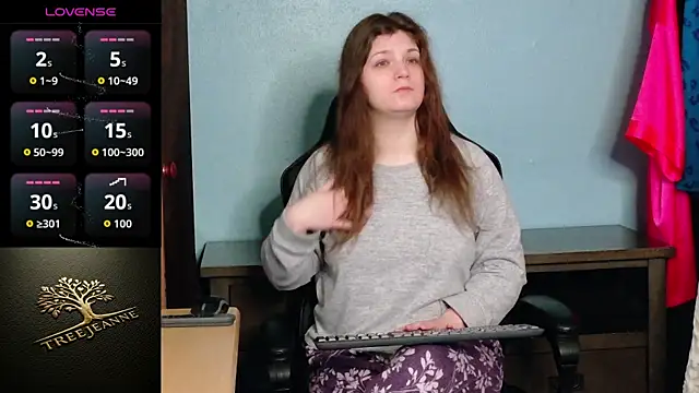 Snapshot of TreeJeanne chatting on 03-04-26, 11:44 TreeJeanne online show from 03-04-26, 11:44