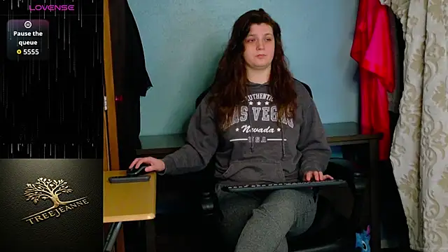 Snapshot of TreeJeanne chatting on 03-21-26, 01:58 TreeJeanne online show from 03-21-26, 01:58