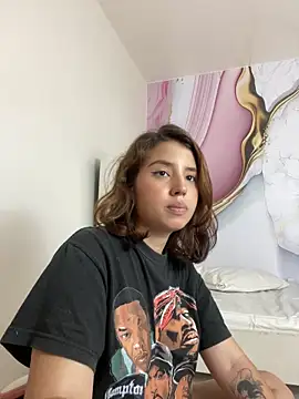 Snapshot of Lia_sex69 chatting on 03-01-25, 02:13 Lia sex69 online show from 03-01-25, 02:13