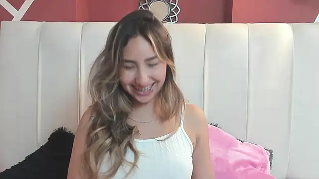  Emma Valka online show from 03-18-25, 09:43