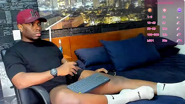 thomas santtos1 online show from 02-17-25, 12:59