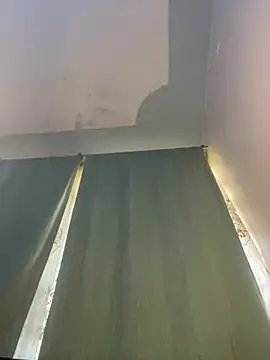 Cherrytowild online show from 03-06-25, 06:19