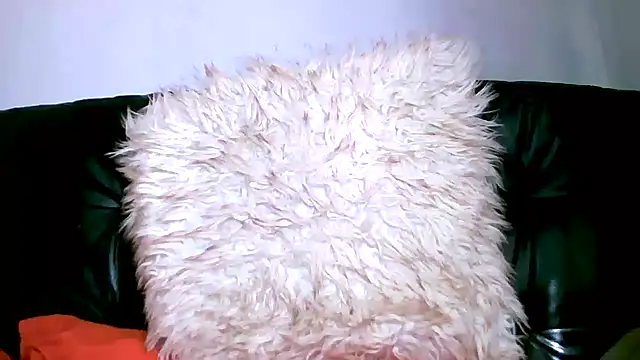 Bustypillows online show from 02-26-25, 01:19
