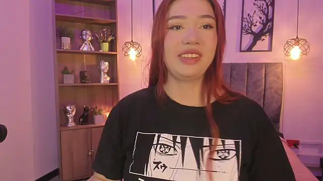 Snapshot of Andy_and_emma chatting on 12-23-24, 12:52 Andy and emma online show from 12-23-24, 12:52