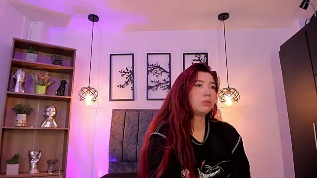 Snapshot of Andy_and_emma chatting on 01-13-25, 06:49 Andy and emma online show from 01-13-25, 06:49