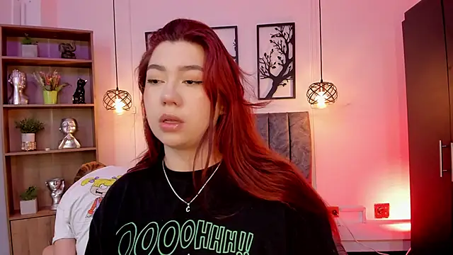 Snapshot of Andy_and_emma chatting on 01-15-25, 12:36 Andy and emma online show from 01-15-25, 12:36