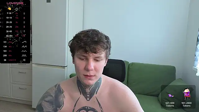 Snapshot of Lechery_boy chatting on 06-19-26, 11:03 Lechery boy online show from 06-19-26, 11:03