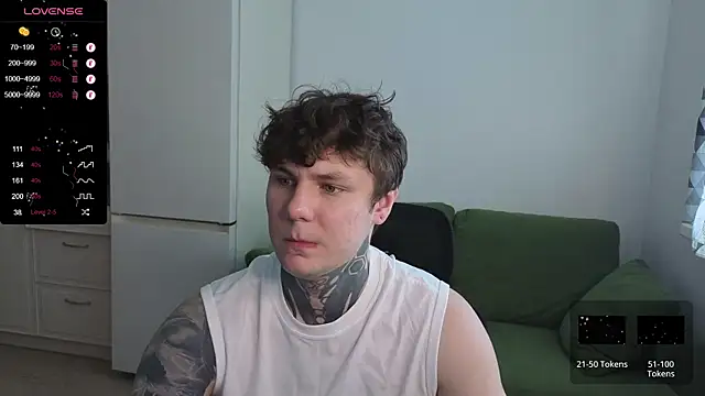 Snapshot of Lechery_boy chatting on 06-20-26, 10:51 Lechery boy online show from 06-20-26, 10:51