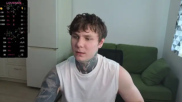 Snapshot of Lechery_boy chatting on 06-25-26, 05:12 Lechery boy online show from 06-25-26, 05:12