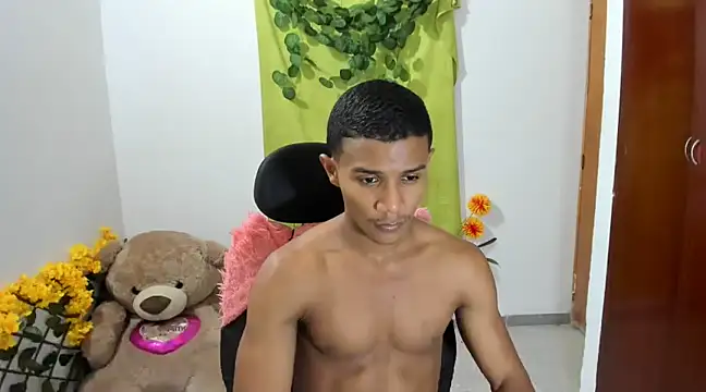 Snapshot of corzoethan chatting on 02-14-25, 11:09 corzoethan online show from 02-14-25, 11:09