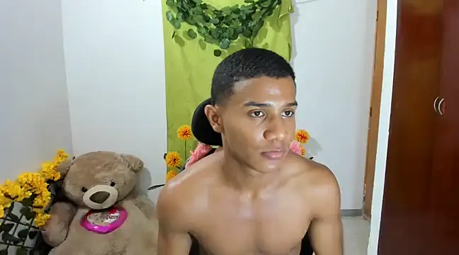 Snapshot of corzoethan chatting on 02-26-25, 11:04 corzoethan online show from 02-26-25, 11:04