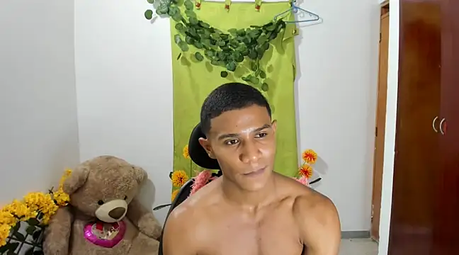 Snapshot of corzoethan chatting on 03-06-25, 02:09 corzoethan online show from 03-06-25, 02:09