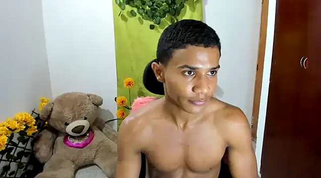 Snapshot of corzoethan chatting on 03-18-25, 02:15 corzoethan online show from 03-18-25, 02:15