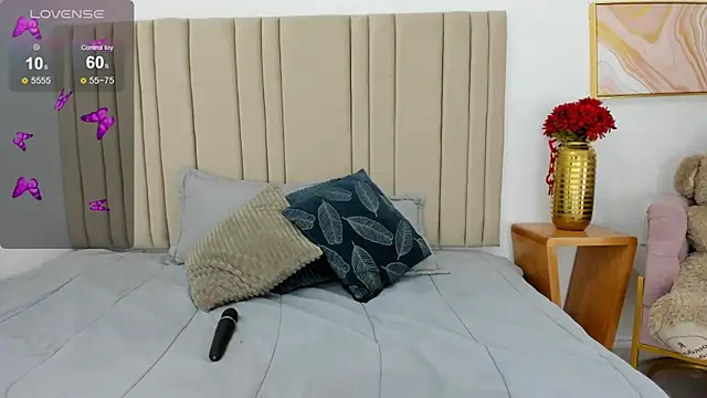 Snapshot of izadii chatting on 12-12-24, 06:42 izadii online show from 12-12-24, 06:42