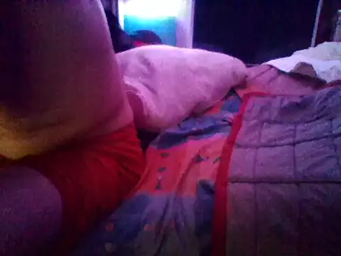 Snapshot of Bigheadxxx1 chatting on 04-12-26, 02:38 Bigheadxxx1 online show from 04-12-26, 02:38