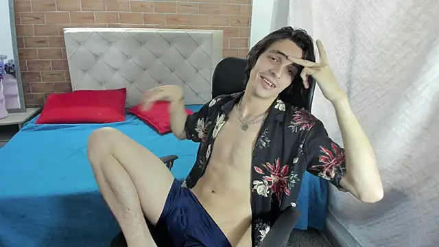 Snapshot of MIKE_HUNTER7 chatting on 02-10-25, 04:36 MIKE HUNTER7 online show from 02-10-25, 04:36