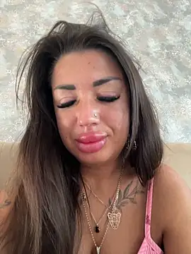 RuslanaXX online show from 06-06-26, 03:44