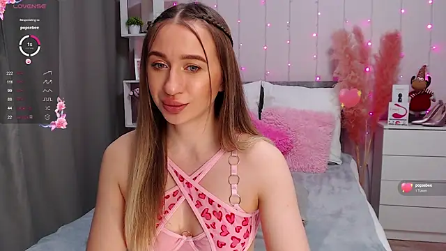 PornoGirlX online show from 01-01-25, 11:18