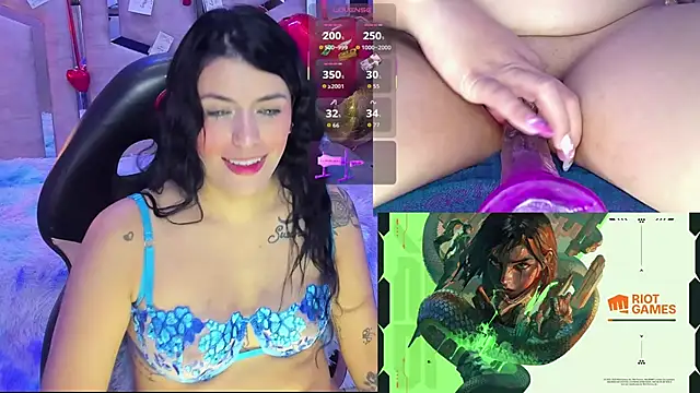 Snapshot of ValentinaGames chatting on 02-10-26, 04:38 ValentinaGames online show from 02-10-26, 04:38