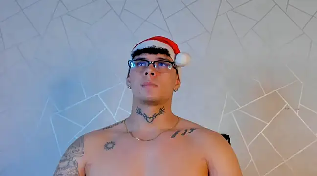 NoahhBrown online show from 12-05-24, 10:12