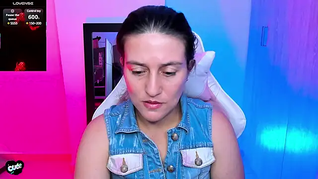 Saskyaa online show from 03-07-25, 01:20