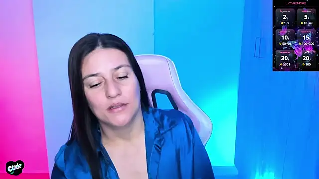 Saskyaa online show from 11-16-25, 01:55