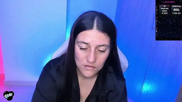 Saskyaa online show from 06-20-26, 02:58