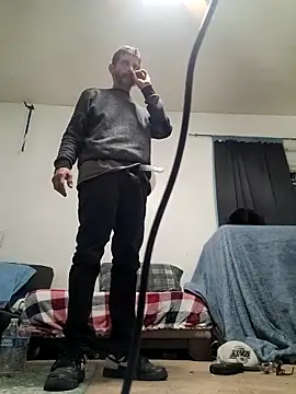 LongDickZee562 online show from 12-19-25, 09:05