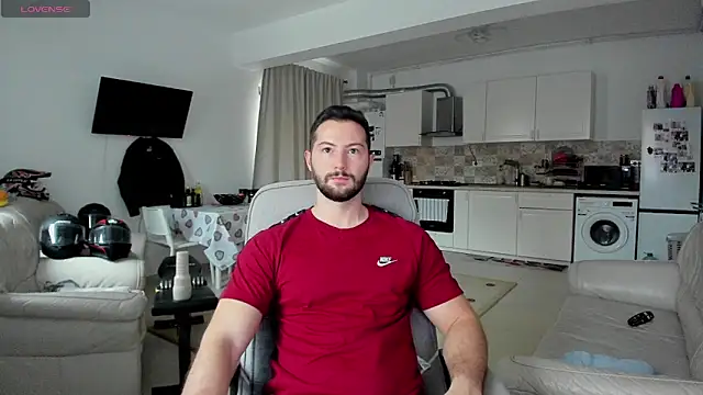 ZackFraser online show from 11-07-25, 07:41