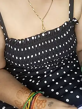 Snapshot of Sona_sonam chatting on 02-26-25, 08:33 Sona sonam online show from 02-26-25, 08:33