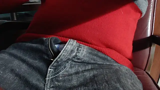 Snapshot of smoothandtiny chatting on 03-09-25, 04:11 smoothandtiny online show from 03-09-25, 04:11