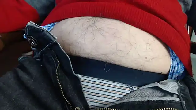 Snapshot of smoothandtiny chatting on 03-16-25, 06:53 smoothandtiny online show from 03-16-25, 06:53