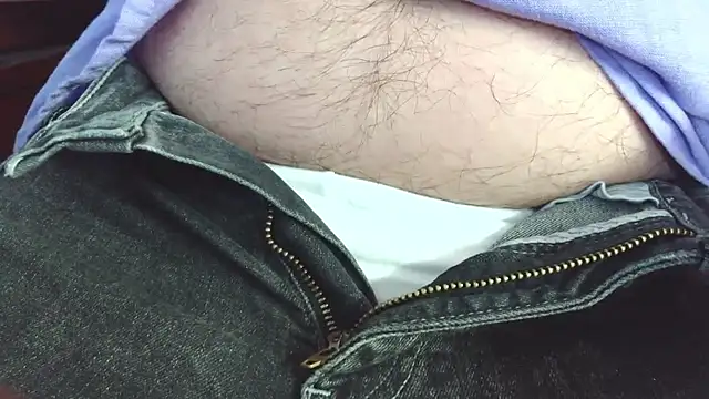 Snapshot of smoothandtiny chatting on 09-18-25, 06:26 smoothandtiny online show from 09-18-25, 06:26