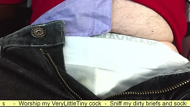 Snapshot of smoothandtiny chatting on 10-11-25, 05:50 smoothandtiny online show from 10-11-25, 05:50