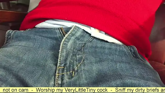 Snapshot of smoothandtiny chatting on 10-25-25, 07:27 smoothandtiny online show from 10-25-25, 07:27