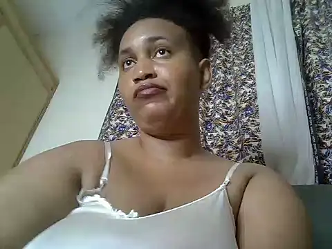 Snapshot of Creamy_sweet_pussy chatting on 11-06-25, 04:30 Creamy sweet pussy online show from 11-06-25, 04:30